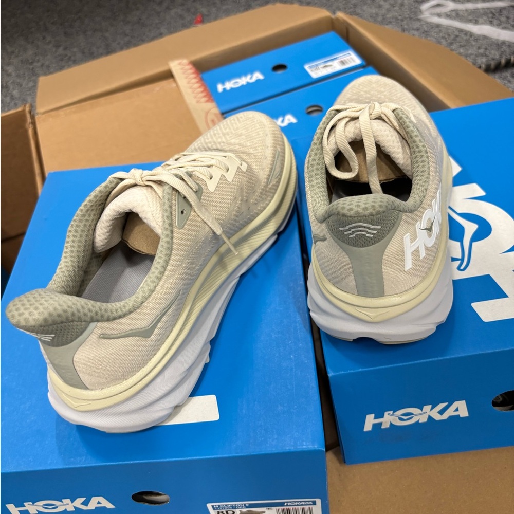 Men's HOKA Clifton9  - Color: Oat Milk / Barley - NEW IN BOX - Picture 3 of 12